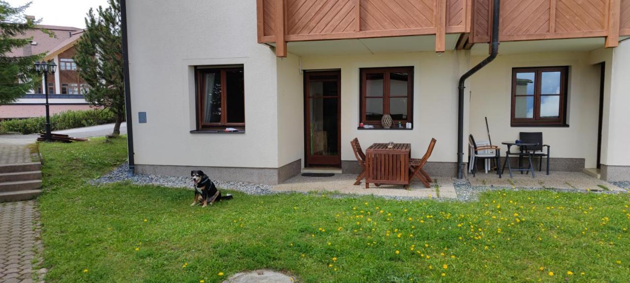 Familien-Garten-Suite Kanzelhoehe Gerlitzen - Gerlitzenurlaub At Kanzelhohe Bagian luar foto